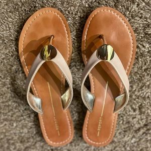 Women’s Report sandals